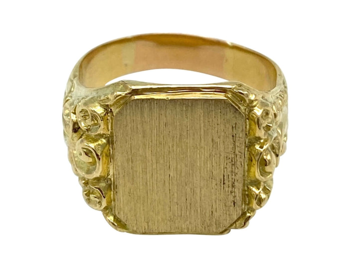 Victorian Yellow Gold Signet Ring