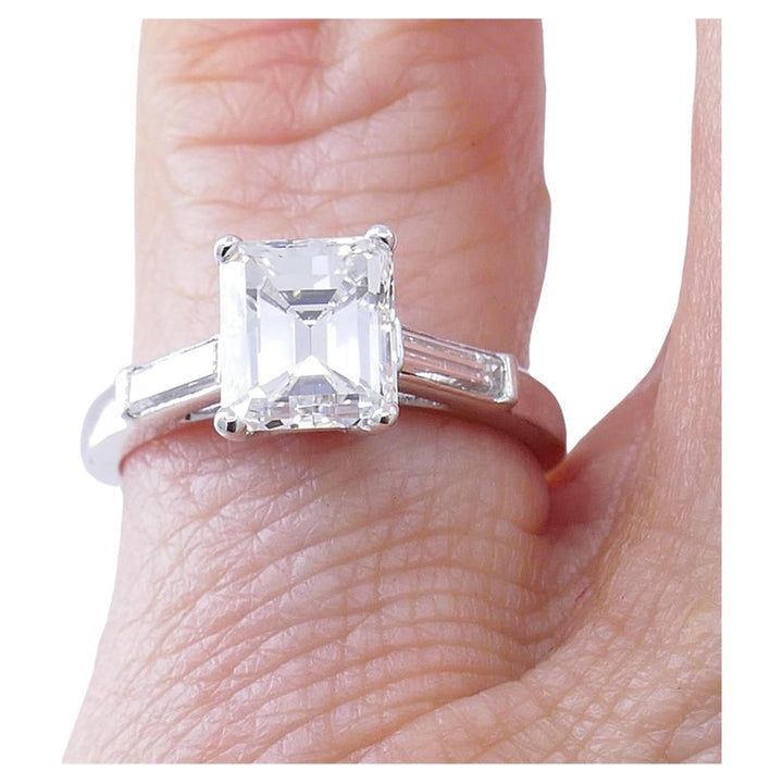 1.27-carat GIA F VS2 Diamond Platinum Solitaire Ring