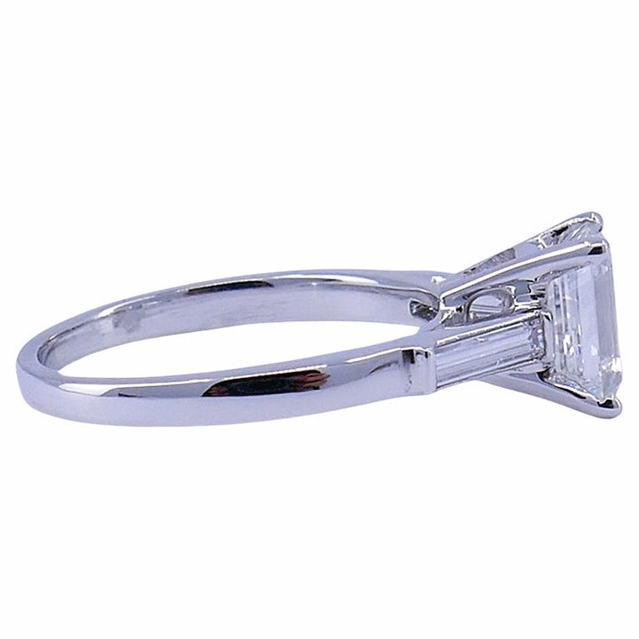 1.27-carat GIA F VS2 Diamond Platinum Solitaire Ring