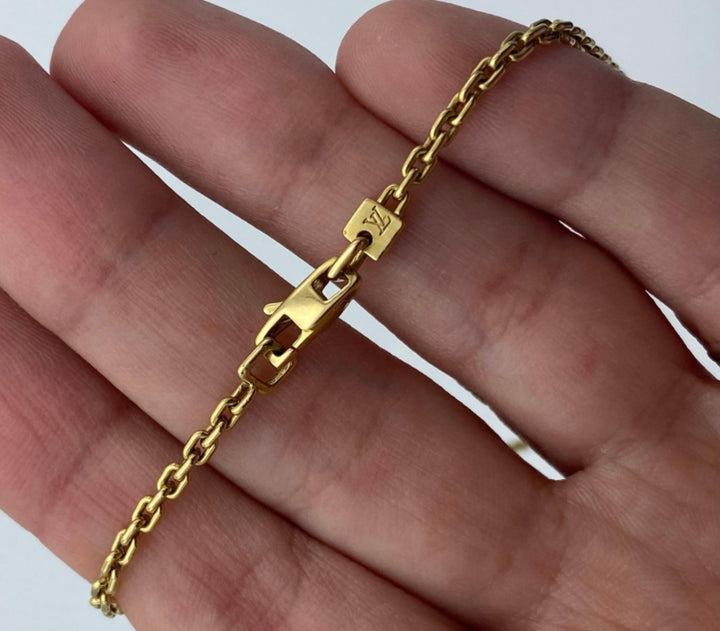 1990's Louis Vuitton Yellow Gold and Diamond Eiffel Tower Chain Necklace