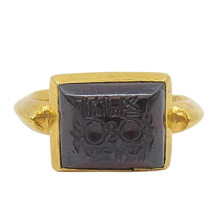 Vintage Intaglio Ring 22k Gold Signet Ring Glass