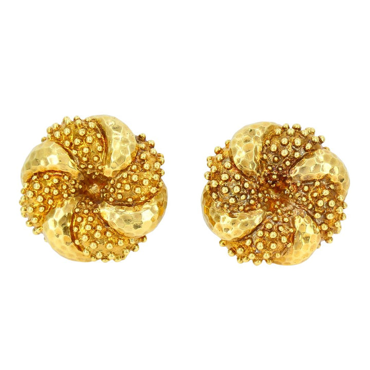 Vintage Wander 18k Gold Floral Clip-on Earrings