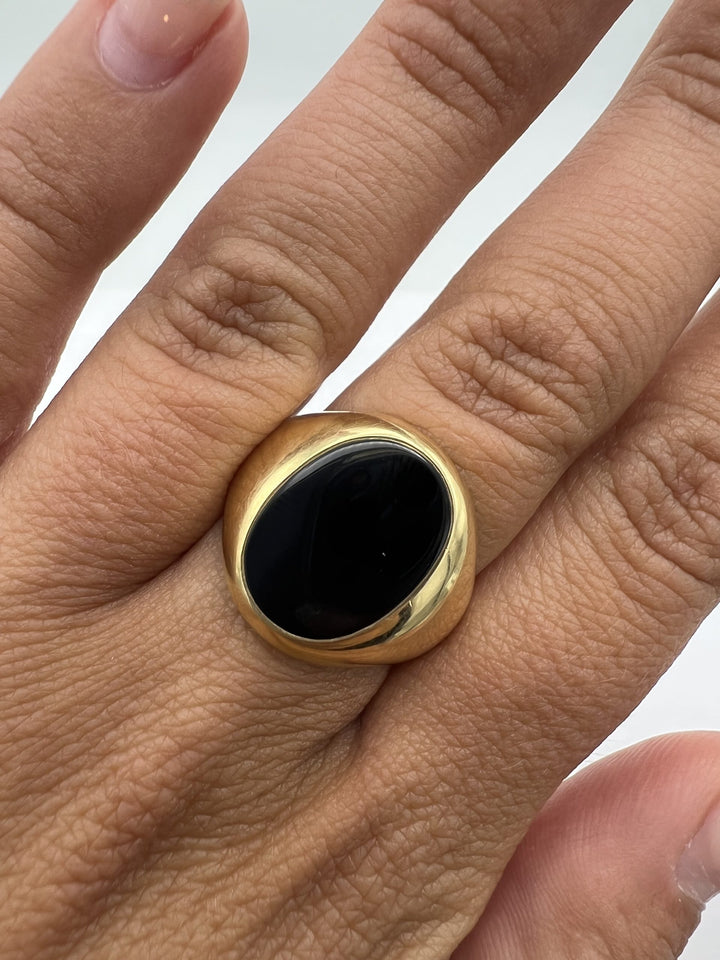 Tiffany & Co. Onyx Gold Signet Ring 18k, 1950-1960's