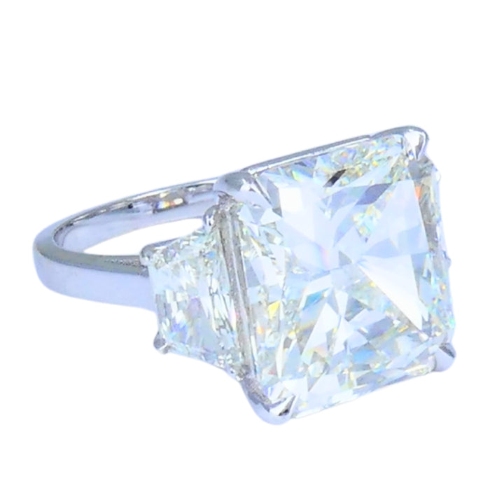 8.02-carat GIA Certified Diamond Ring 18k White Gold Modern Jewelry