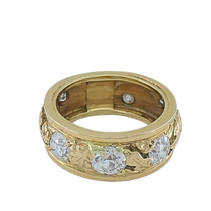 Vintage Diamond Band 14k Gold Leaf Motif Ring