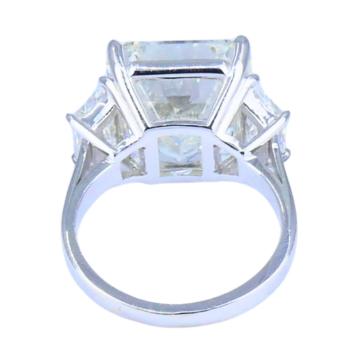 8.02-carat GIA Certified Diamond Ring 18k White Gold Modern Jewelry