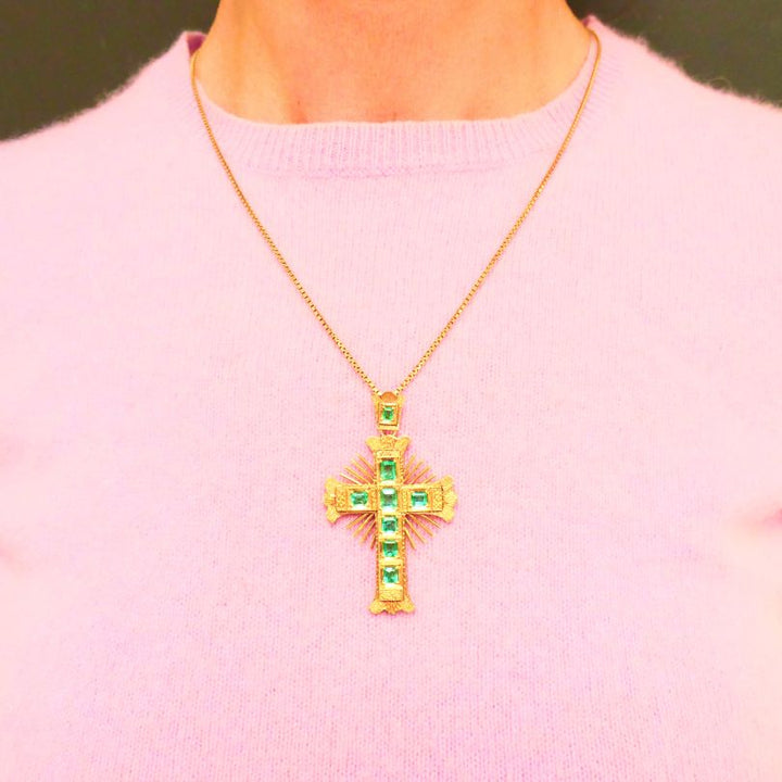 18k Gold Cross Pendant Emerald Vintage Italy