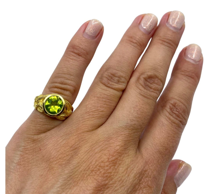 Angela Cummings 1990s Peridot Gold Ring