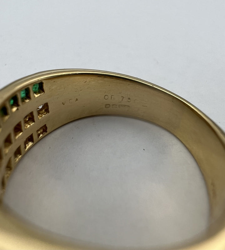 Van Cleef & Arpels Gemstone Gold Band