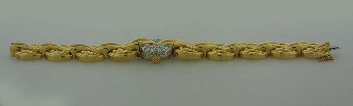Van Cleef & Arpels Diamond 18k Gold Ladies Watch Bracelet Vintage Omega Movement