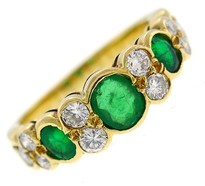 Van Cleef & Arpels Emerald Diamond Gold Ring 1970s