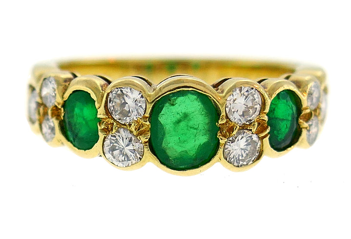 Van Cleef & Arpels Emerald Diamond Gold Ring 1970s