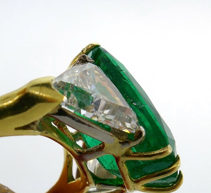 Vintage Emerald Diamond 18k Gold Three-Stone Ring