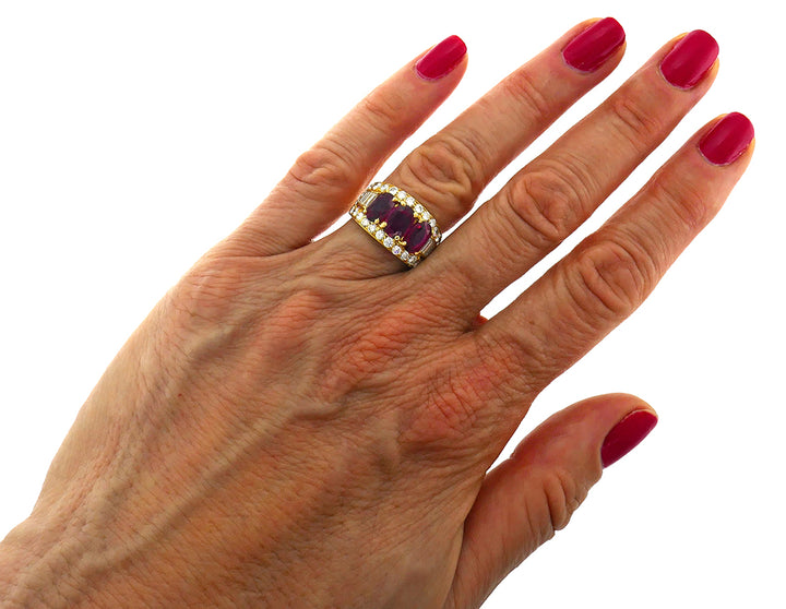 Vintage Bulgari Ruby Diamond 18k Yellow Gold Ring