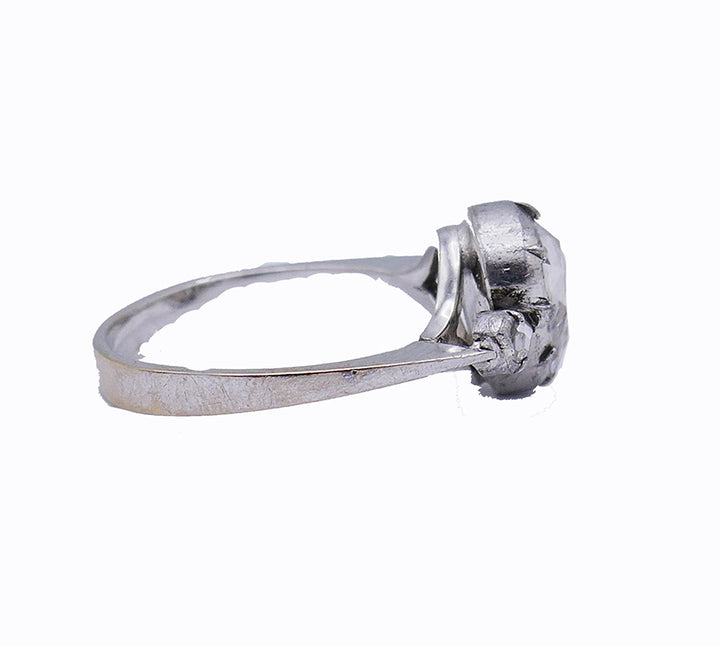 18k White Gold Diamond Engagement Ring