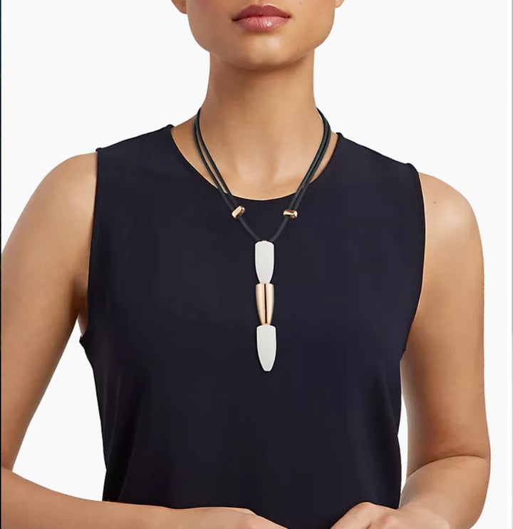 Vhernier Calla 18K Gold Kogolong Pendant Necklace