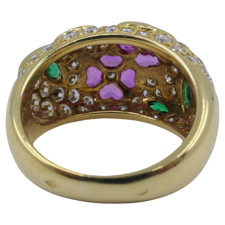 Van Cleef & Arpels Diamond Flower Ring