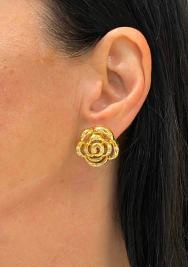 Van Cleef & Arpels Gold Diamond Camellia Earrings