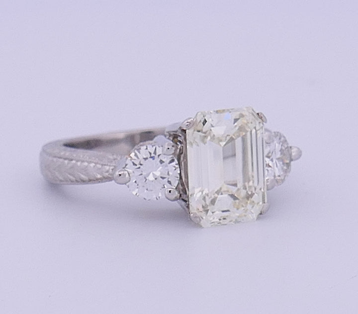 Vintage Diamond Platinum Three-Stone Ring Estate Jewelry
