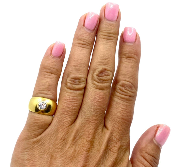 Vintage Solitaire Ring 18k Gold Diamond Band