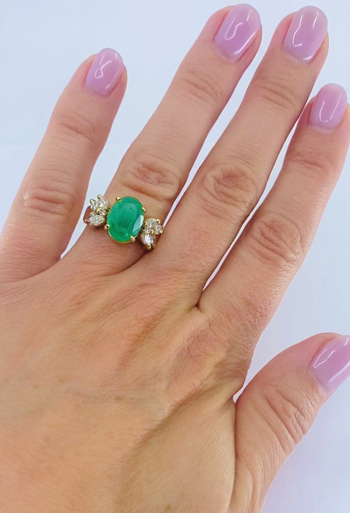Vintage Emerald 14k Gold Diamond Ring