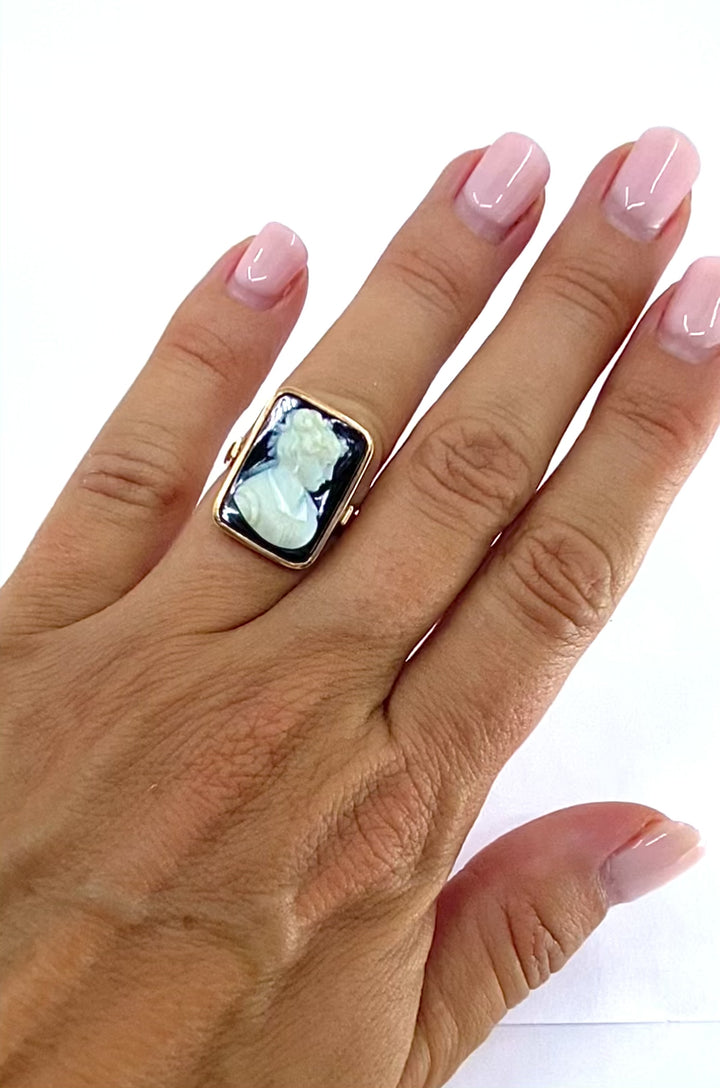 Antique Ring 14k Carved Cameo