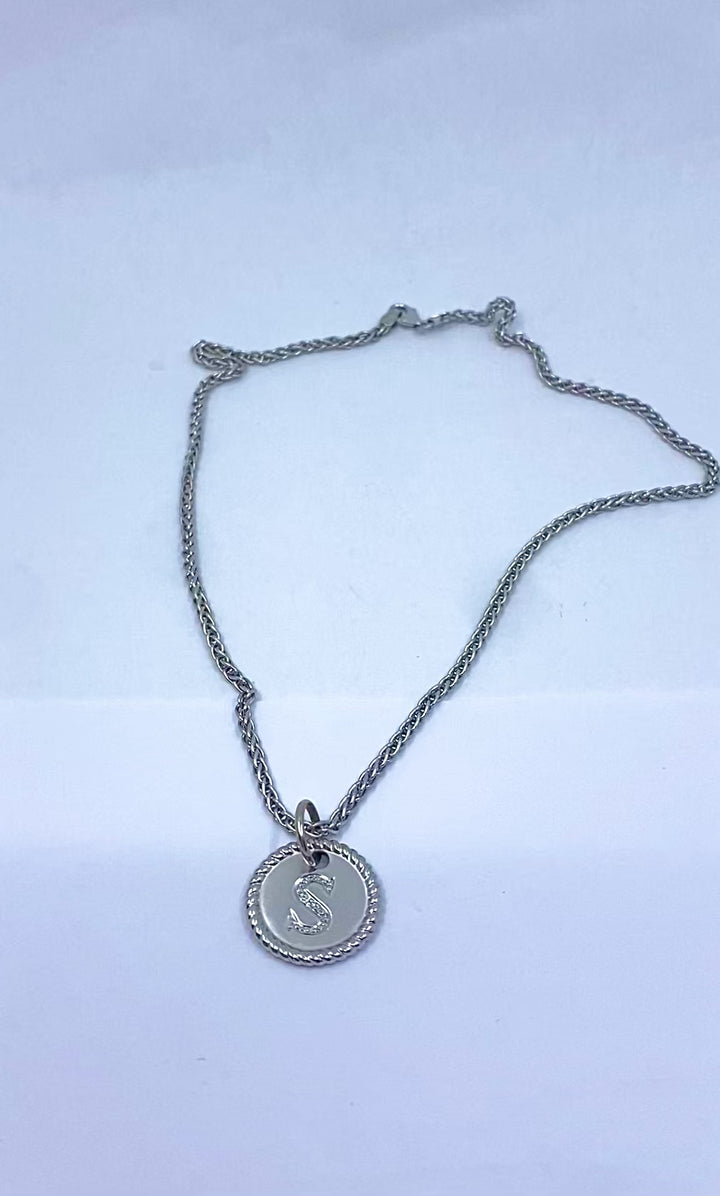 18k White Gold Monogram "S" Pendant Necklace