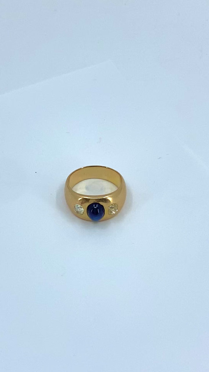 Vintage Gold Ring Three-Stone French Band
