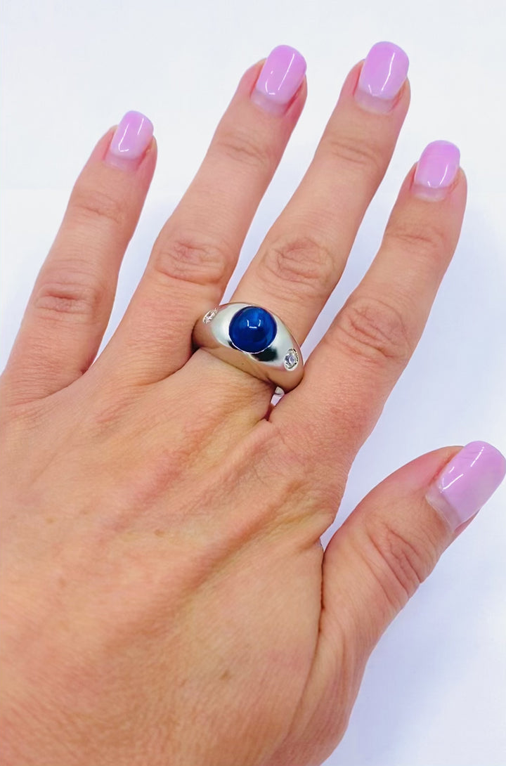 14k White Gold Cabochon Sapphire Diamond Ring
