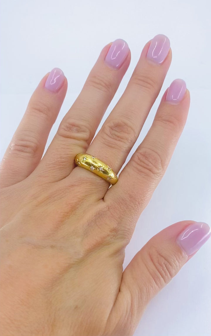 Van Cleef & Arpels Diamond 18k Gold Starburst Ring