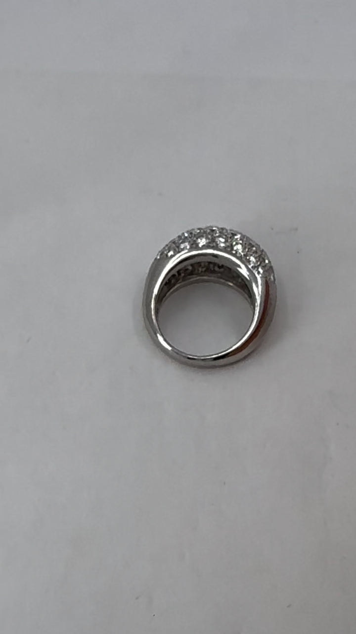 1960s Van Cleef & Arpels 18k White Gold Diamond Bombe Ring