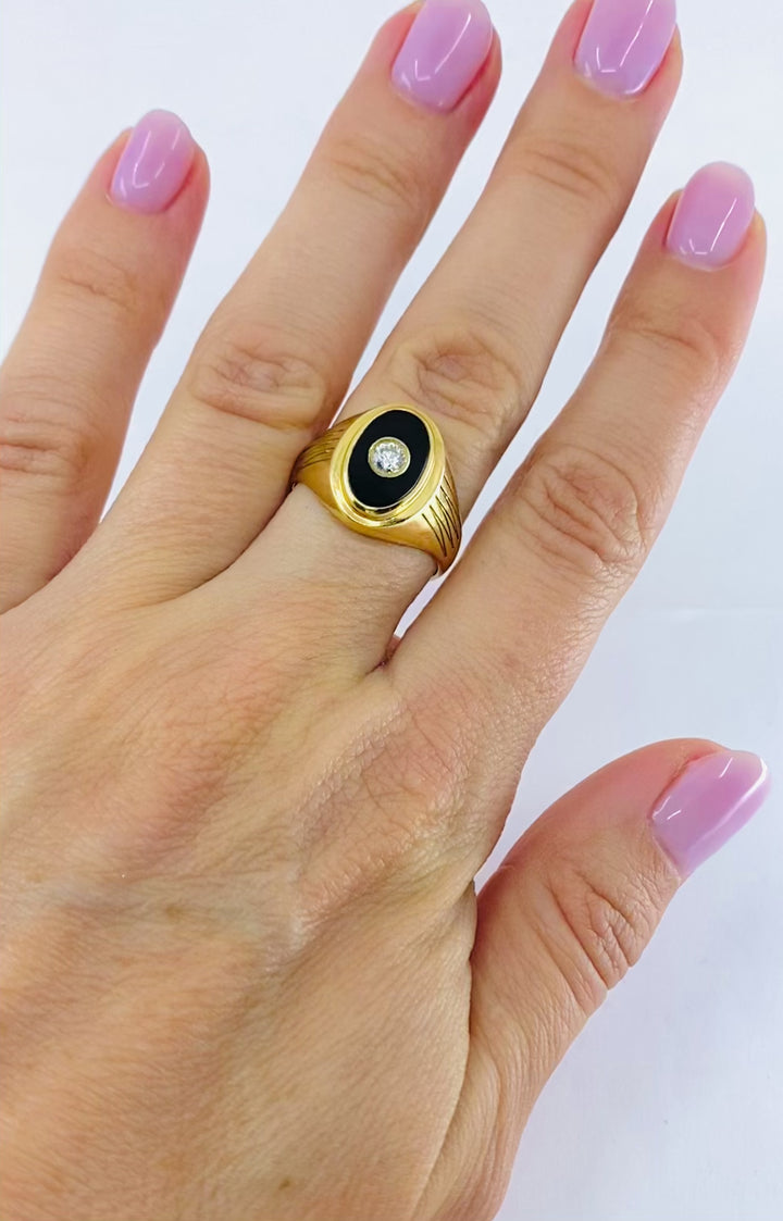 Vintage Onyx Diamond 14k Gold Signet Ring