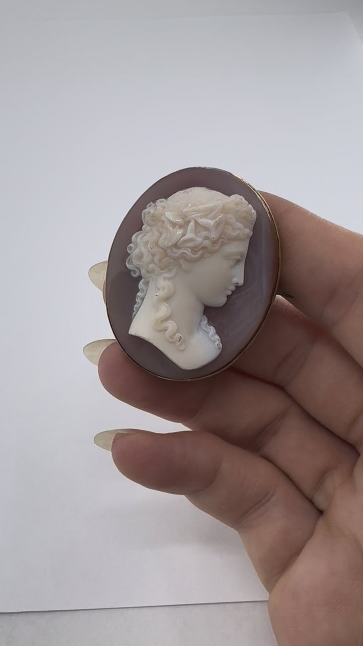 Antique 14K Gold Hardstone Agate Cameo Brooch