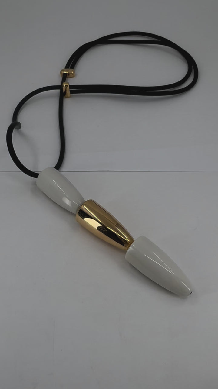 Vhernier Calla 18K Gold Kogolong Pendant Necklace