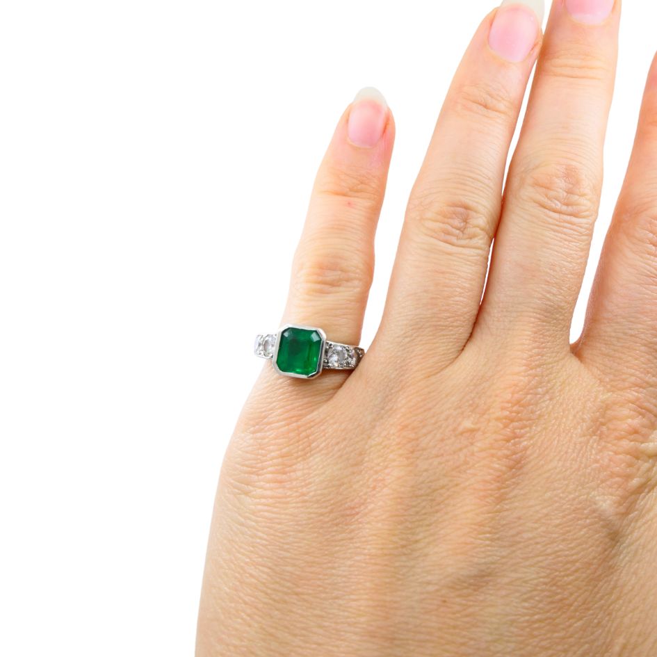 Vintage Tiffany & Co. Platinum Emerald Diamond Ring