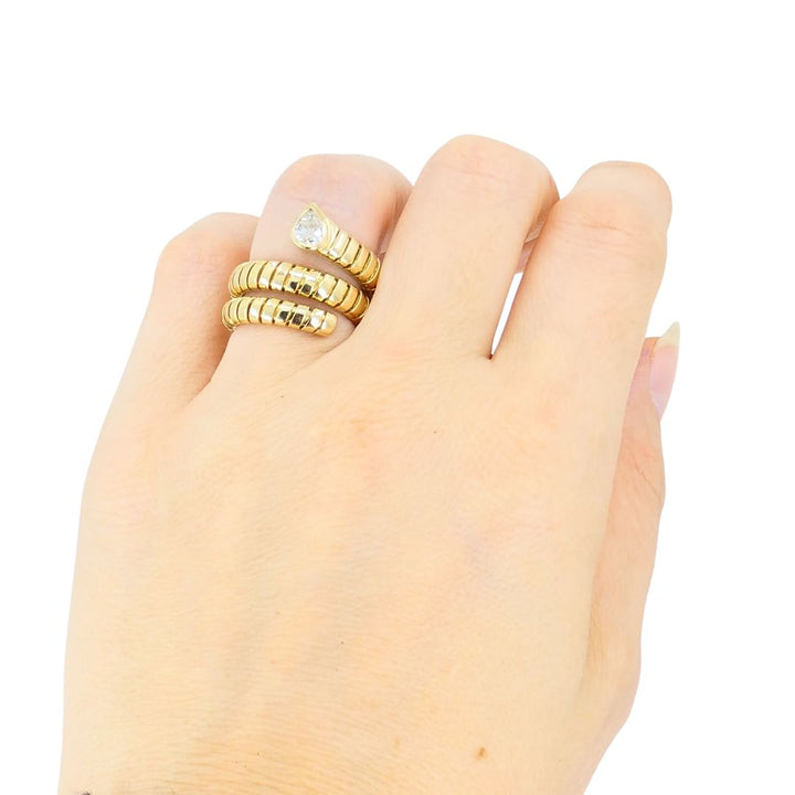 Vintage Bulgari Serpenti Tubogas 18k Gold Diamond Ring