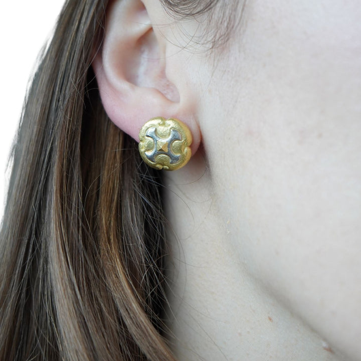 Vintage Trent 18k Gold Platinum Clip-on Earrings