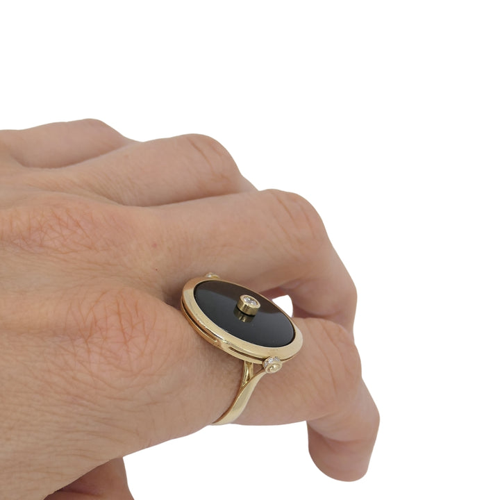 Onyx Ring 14k Gold Diamond Disk Shape