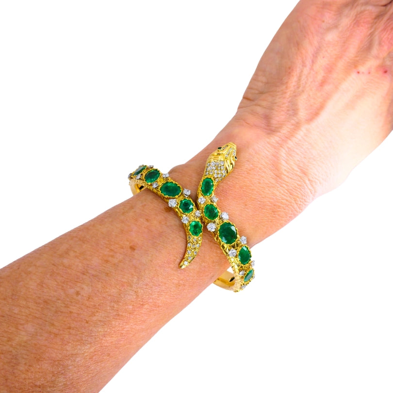 Vintage Snake Bangle Bracelet Gold Emerald Diamonds Estate Jewelry