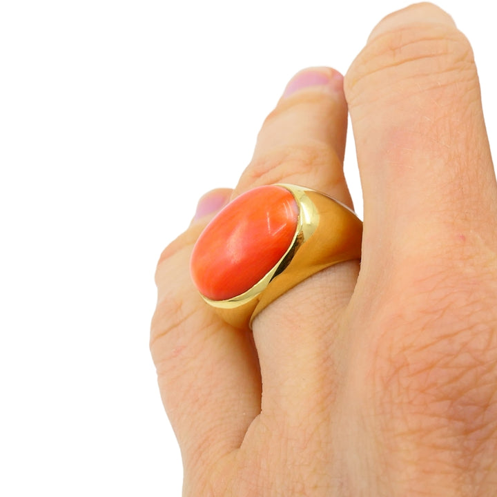 H. Stern Coral Ring 18k Gold Vintage Jewelry