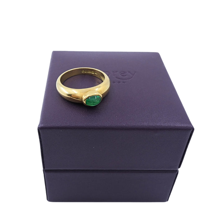 Asprey London 18k Gold Oval Cabochon Emerald Ring