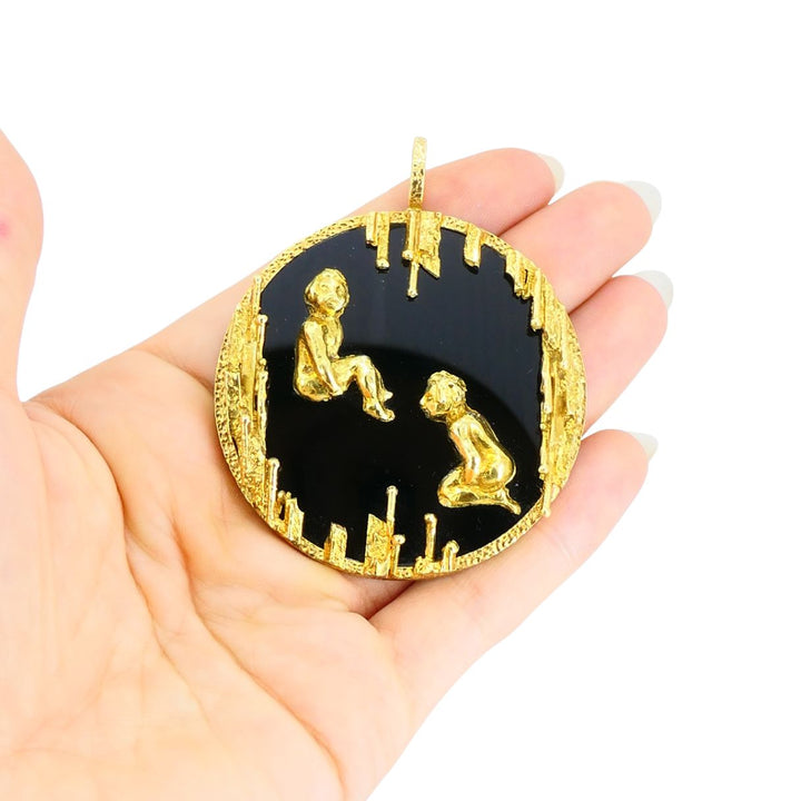 Vintage Kutchinsky 18k Gold Onyx Gemini Zodiac Pendant, Original Box