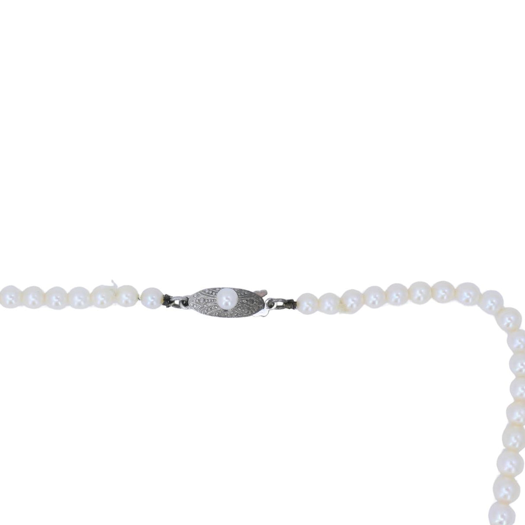 Vintage Mikimoto Akoya Pearl Graduated Necklace with Silver Clasp