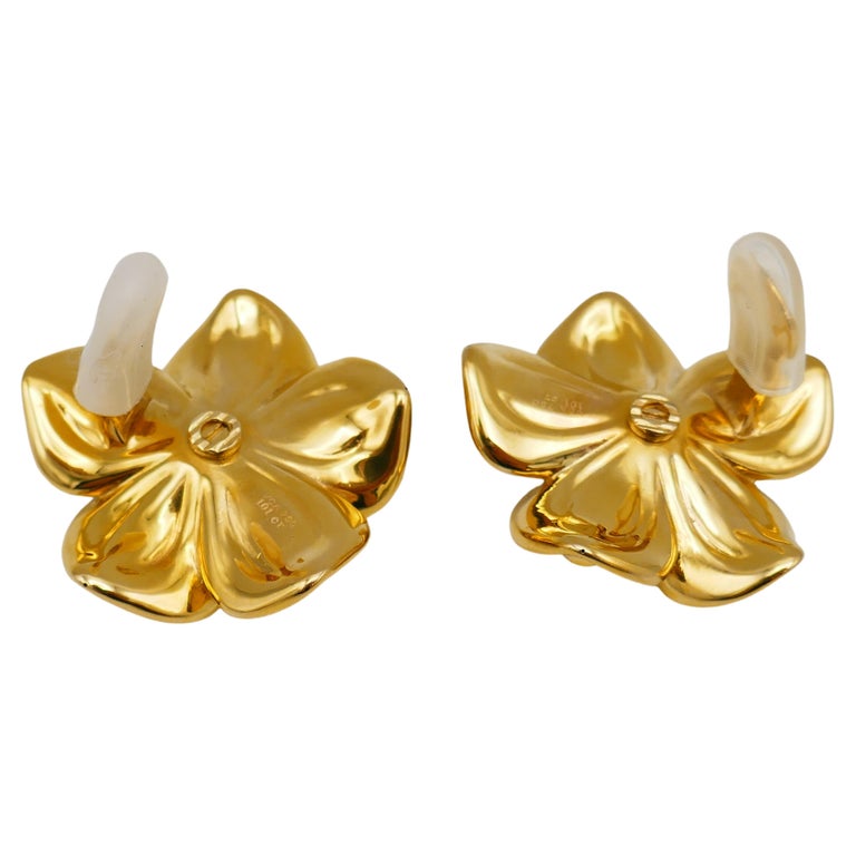 Van Cleef & Arpels Vintage Gold Diamond Magnolia Clip-On Earrings