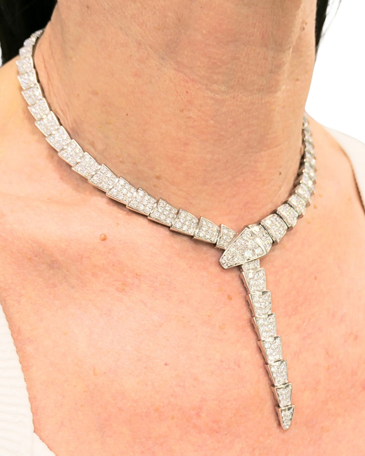 Bvlgari Bulgari Serpenti Viper Necklace 18k White Gold Diamond Drop Necklace Original Box