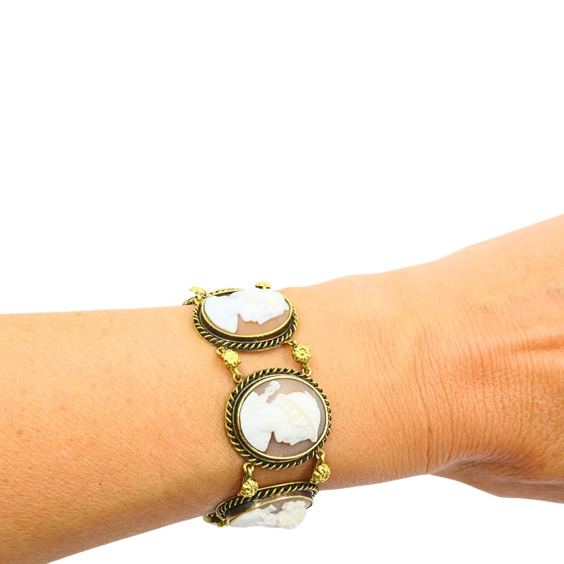 Antique 14k Gold Cameo Bracelet Classic Oval Medallions