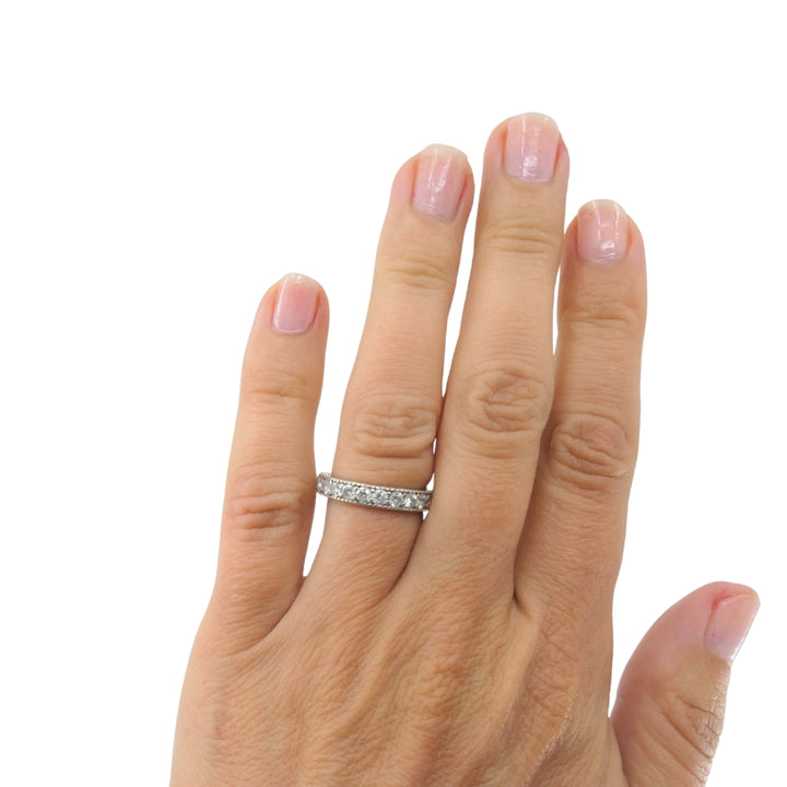 18k White Gold Diamond Eternity Band Ring