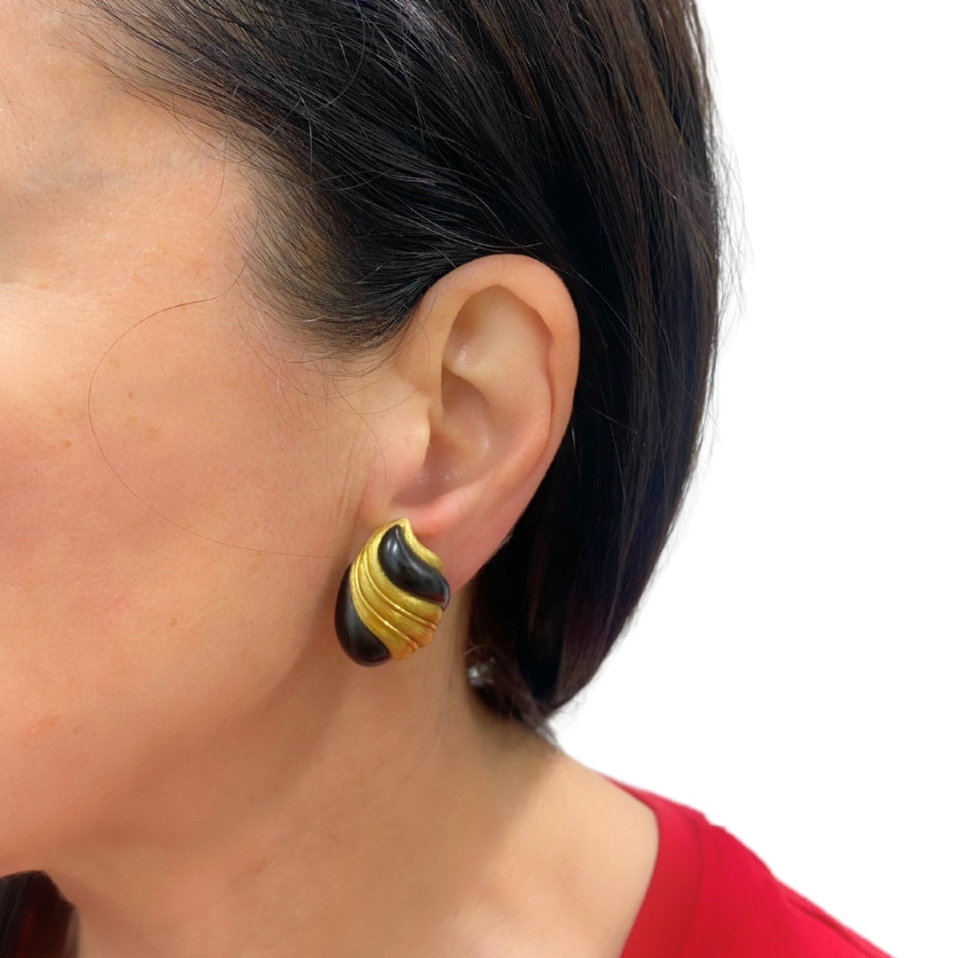 Henry Dunay 18k Gold Ebony Wood Clip-On Earrings, Vintage 1980s