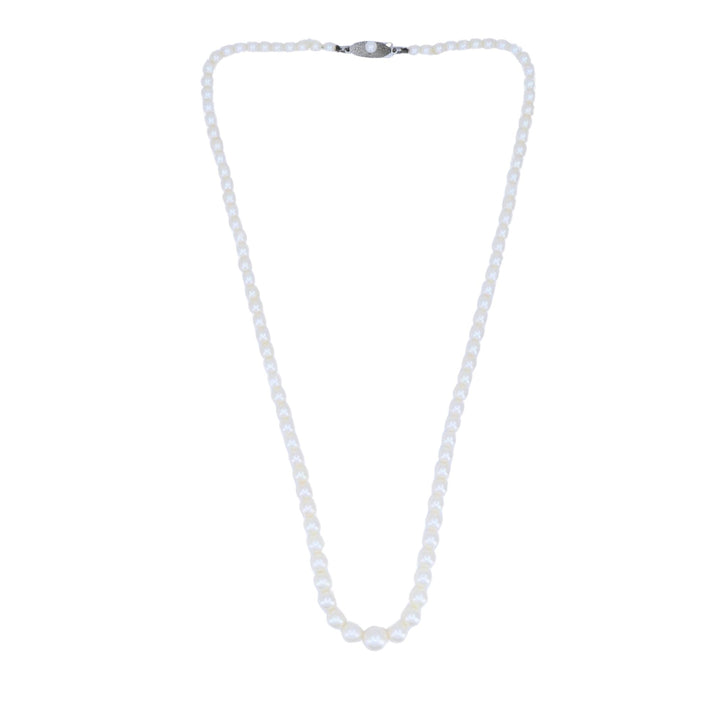 Vintage Mikimoto Akoya Pearl Graduated Necklace with Silver Clasp