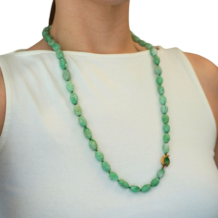 Vintage 14k Gold Apple Jade Carved Bead Necklace